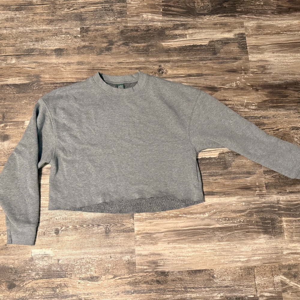 Wild Fable Heather Gray Sweatshirt